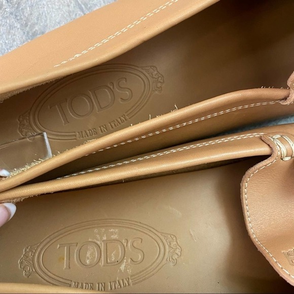 Tods Tan Leather Gommino Loafers Size 7 main image 5